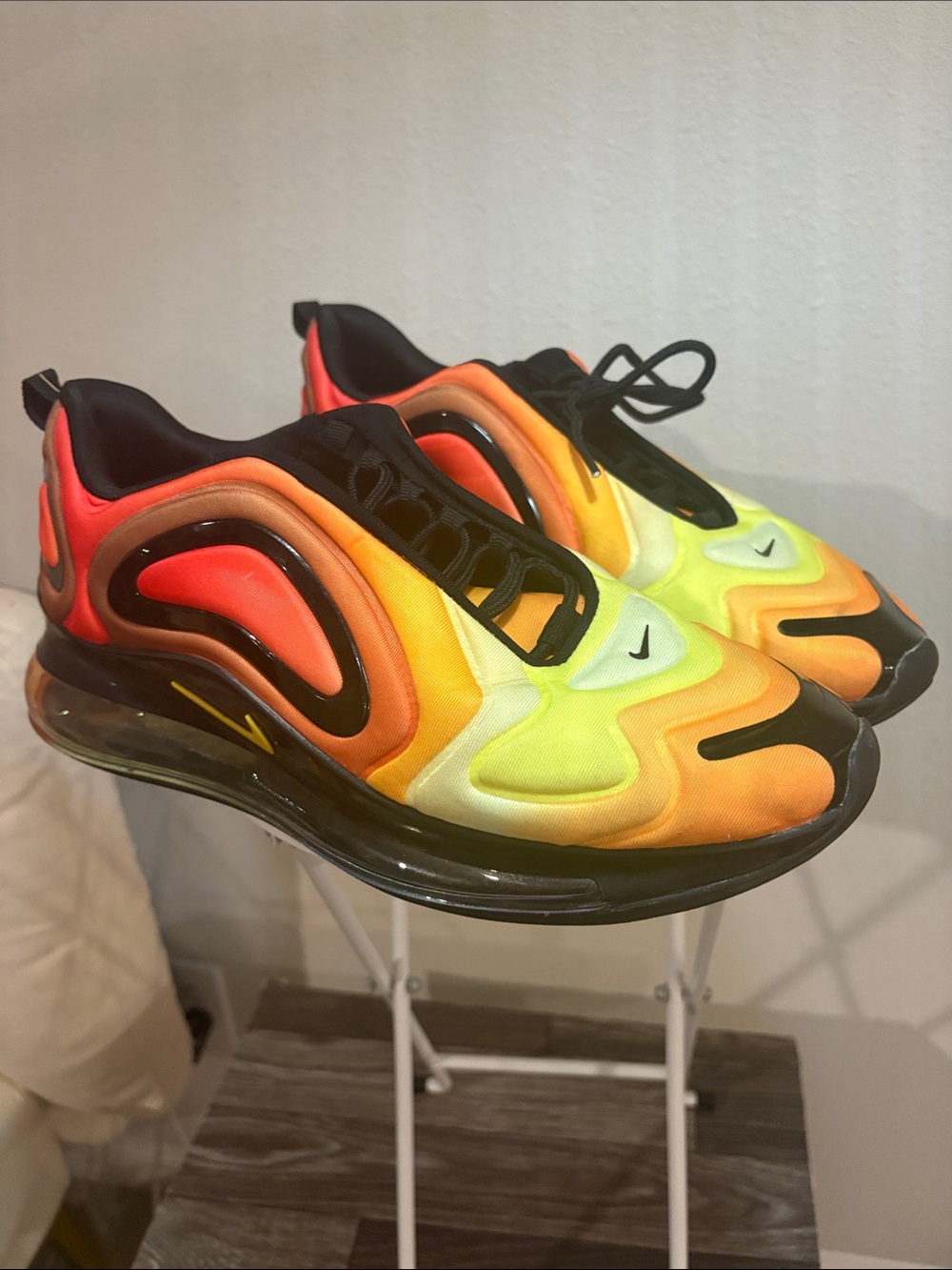 Nike Air Max 720 "Sunrise" (Team Orange/Black/Laser Orange) — Men's US 11